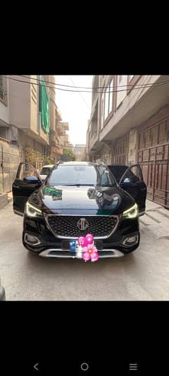 MG HS 2021