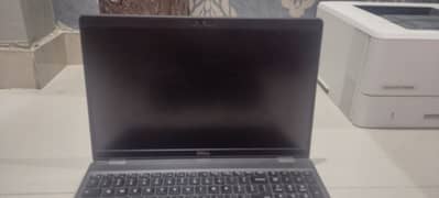 dell e 5580 i5 8th 16gb 1 tb m2