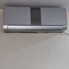 ELECTROLUX SPLIT AC LIKE BRAND NEW