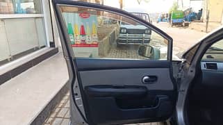 Nissan Tiida 2007