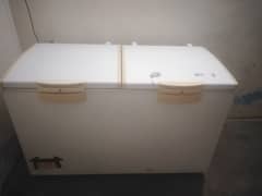 Double door defreezer full size
