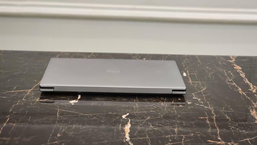 Dell Precision 5470 NVIDIA RTX Core i7 12th Gen 32GB 1TB  SSD 3