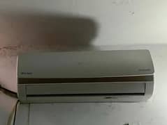 Gree Ac 1 ton for sale working condition