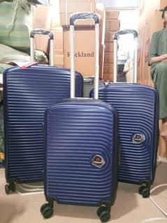 Travel Bags - Fiber luggage - Suitcase - Attacii - Unbreakable -