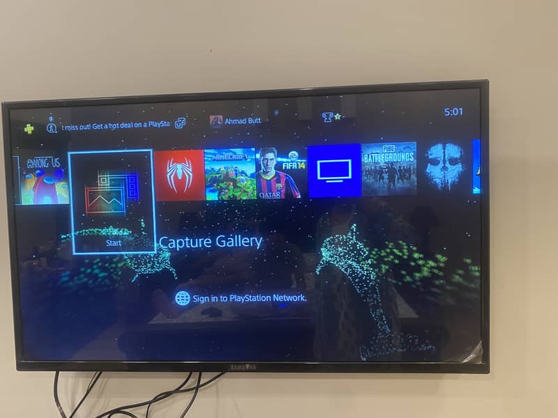 Ps4 console with 2 controllers 2