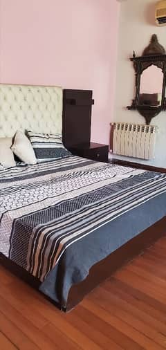bed with 2 side tables