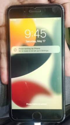 8 Plus 256 GB (82% battery)