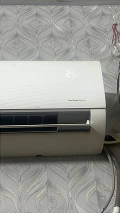 GREE Non inverter AC
