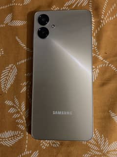 SAMSUNG A06 4/128gb 1 month used