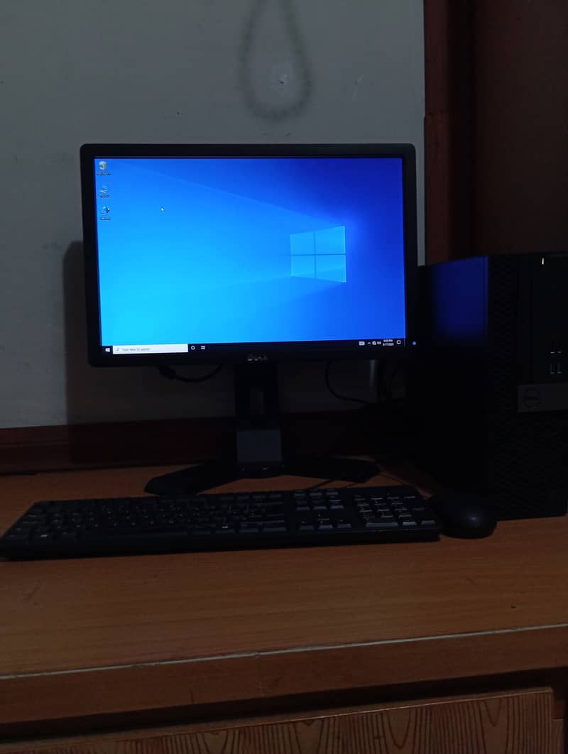 Desktop Core i5 (6th generation) &(2nd generation SSD)Complete system 6