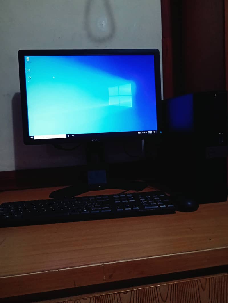 Desktop Core i5 (6th generation) &(2nd generation SSD)Complete system 7