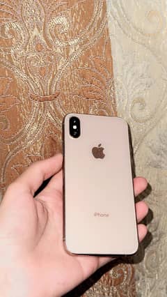 IPhone Xs 64 gb Board issue pora phone sale karna hai