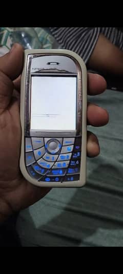 Nokia 7610