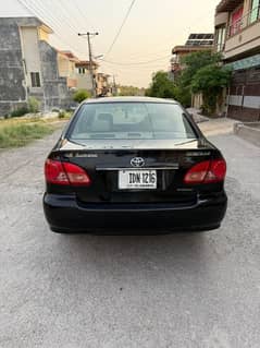 Toyota Corolla SE saloon automatic 2003