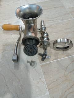 "Heavy Duty Meat Mincer | Size 12 | Victory | Best Condition"