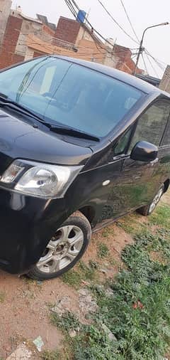 Daihatsu Move 2016