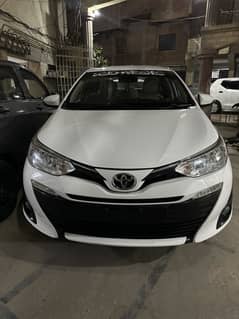 Yaris Attiv cvt
