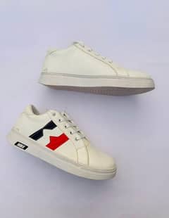 Men's synthetic leather sneaker