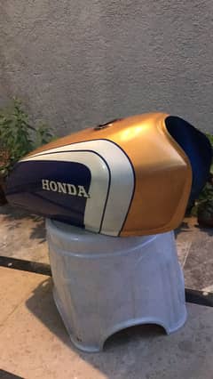 125 fuel tank