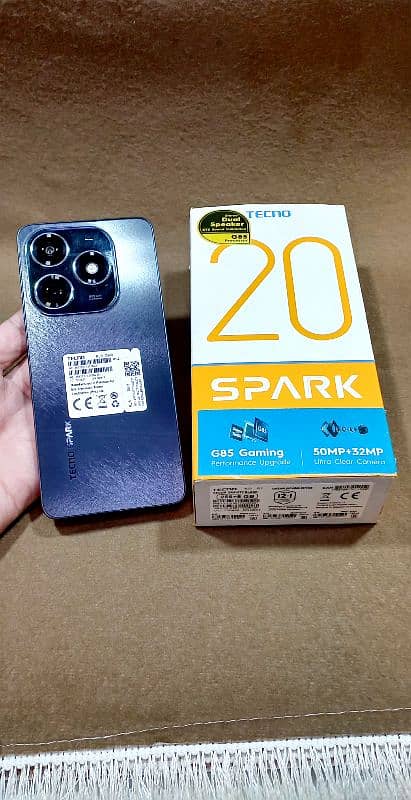 Tecno Spark 20 8+8/256 With Box 1