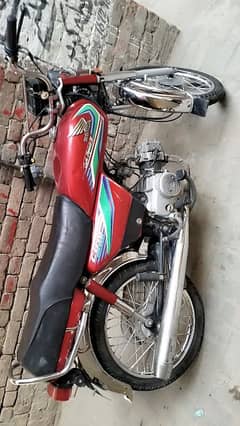 Honda 70cc Red color