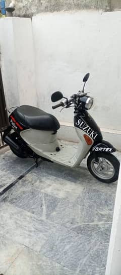 Suzuki 49cc petrol engine