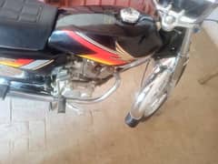Honda 125cg 2005 model 03,,,22,,04,,,28,,,213 WhatsApp no