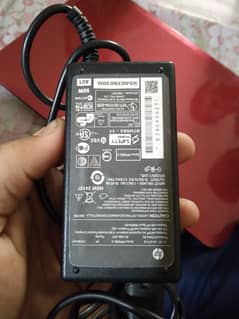 Aziz ur rehman sell laptop bilkol OK pic ha urgent sell