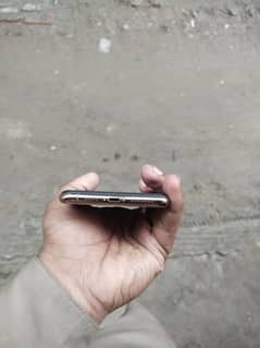 iPhone 11pro max pta single sim or bypass ha