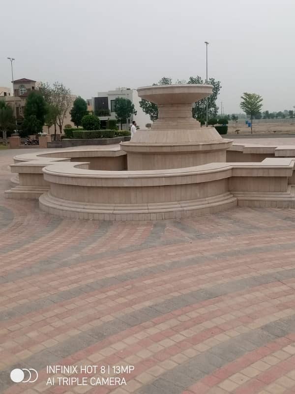 Bahria orchard plot No 894#C corner+ facing zoo Top location 14