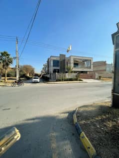 Prime Location Plot For Sale In D Block