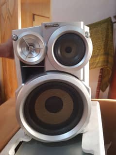 speakers