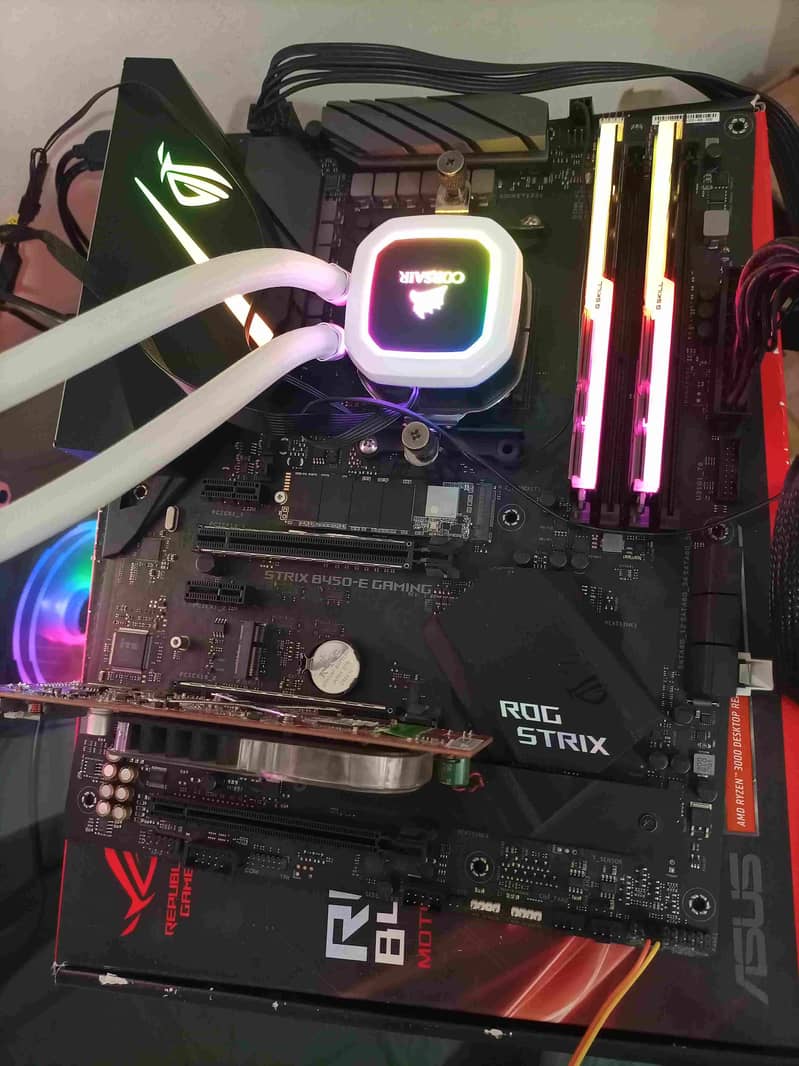 Asus Strix B450 E Gaming Trident Z 16 GB 256gb nvme 2