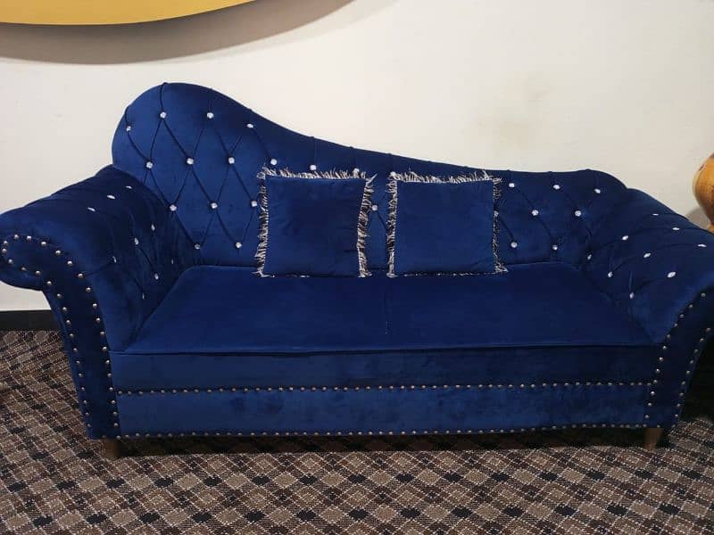 Bed, side tables, sofas, deewan and dressing table 4
