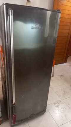Dawlence standing deep freezer