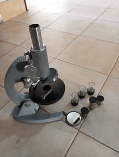 optical light microscope