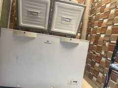Two door deep freezer (dawlance)