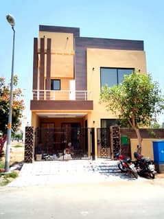 BRAND NEW HOUSE 5 MARLA AVAILABLE FOR SALE IN BAHRIA ORCHARD LAHORE