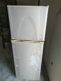 fridge dawlance 8 qubic feet