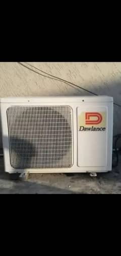 Ac 1.5 ton  Dowlnce company. good condition