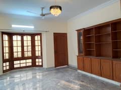 4 Bedroom Upper Portion For Rent
