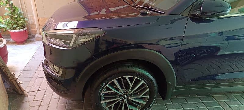 Hyundai Tucson 2.0 AWD ULTIMATE 4