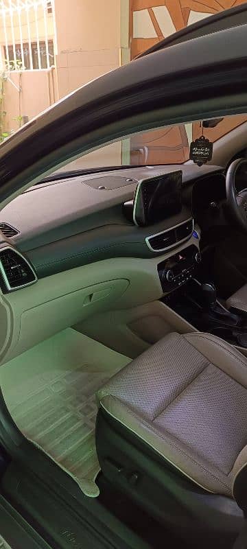 Hyundai Tucson 2.0 AWD ULTIMATE 7