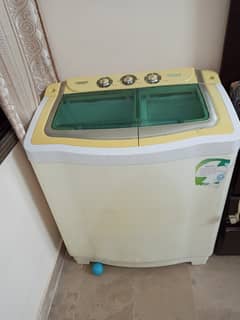Washin machine with dryer kenwood