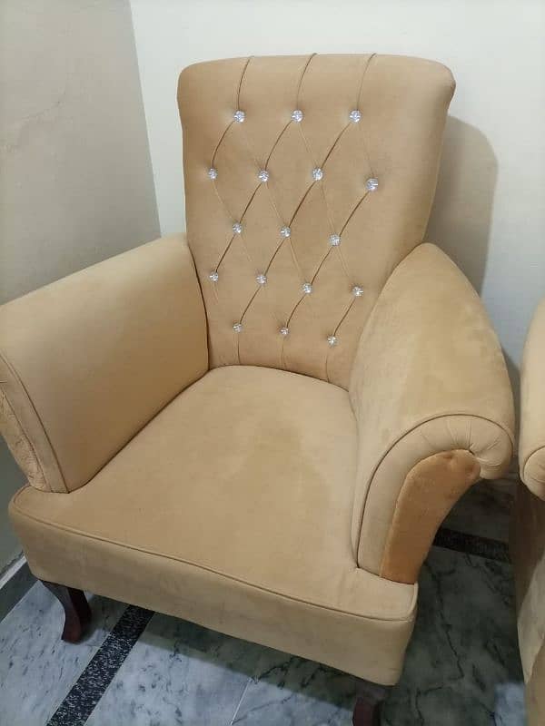 Elegant pair of single sofa and table 3