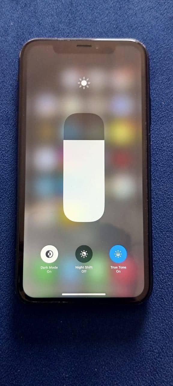 iPhone XR With Collling Fan CX 07 0