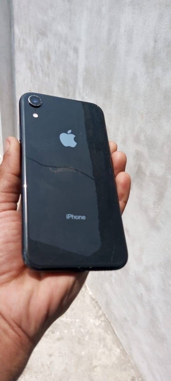 iPhone XR With Collling Fan CX 07 7