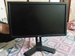 DELL 23" INCHES LCD