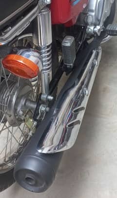 Honda 125 silencer