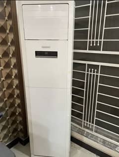 Gree 2 Ton ( only 1 time use)